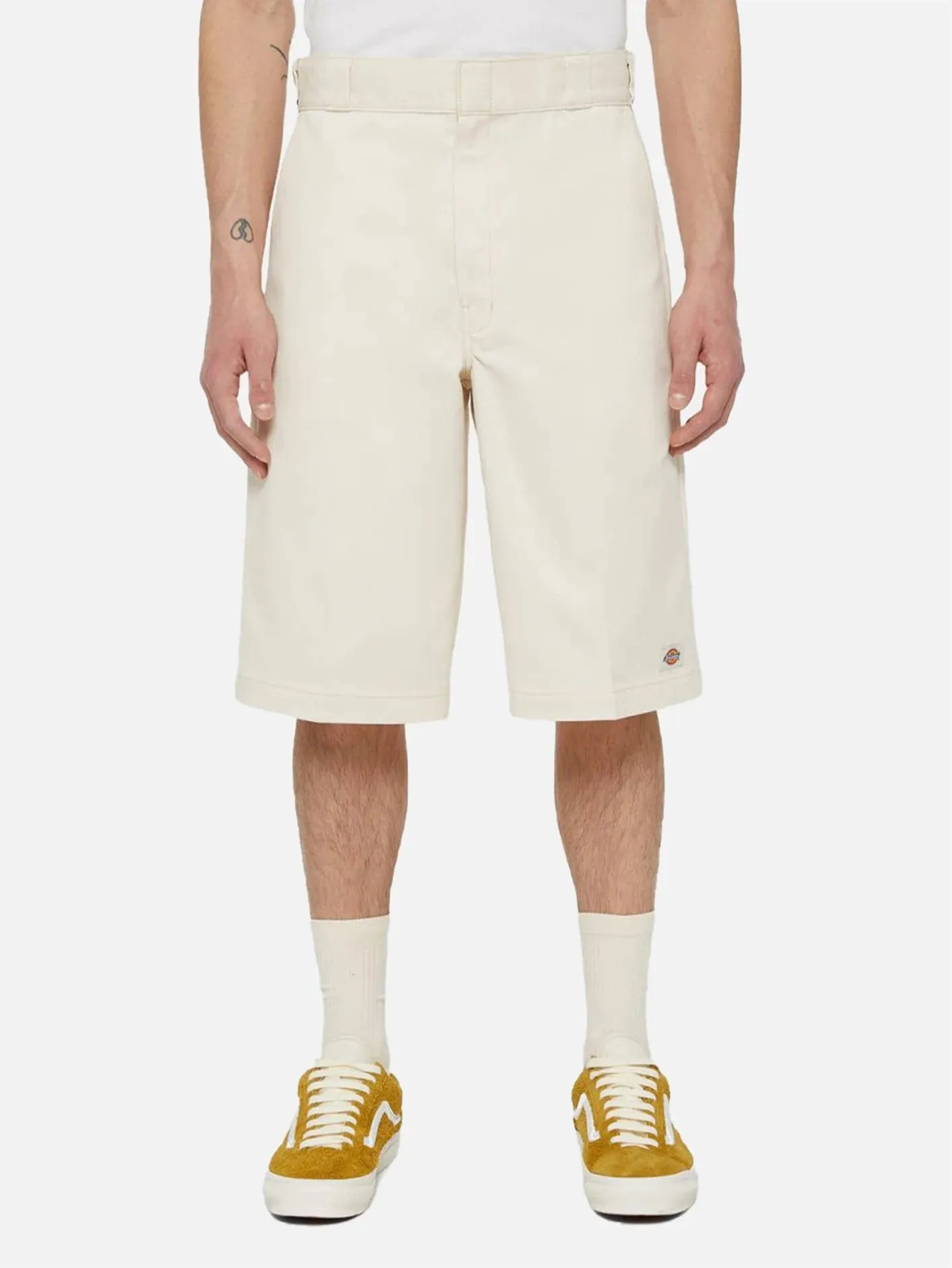 13 Inch Multi Pocket Shorts "Whitecap Grey"