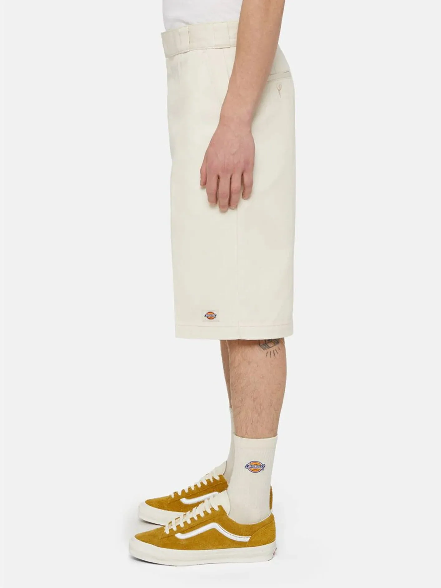 13 Inch Multi Pocket Shorts "Whitecap Grey"