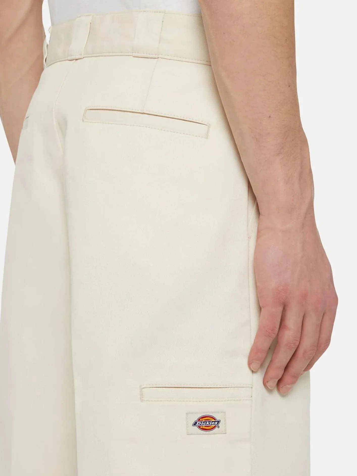 13 Inch Multi Pocket Shorts "Whitecap Grey"