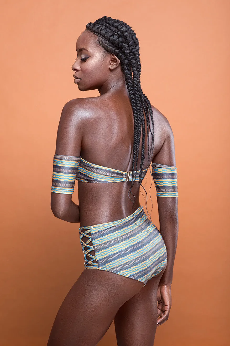 AKUA  (FULL SET)