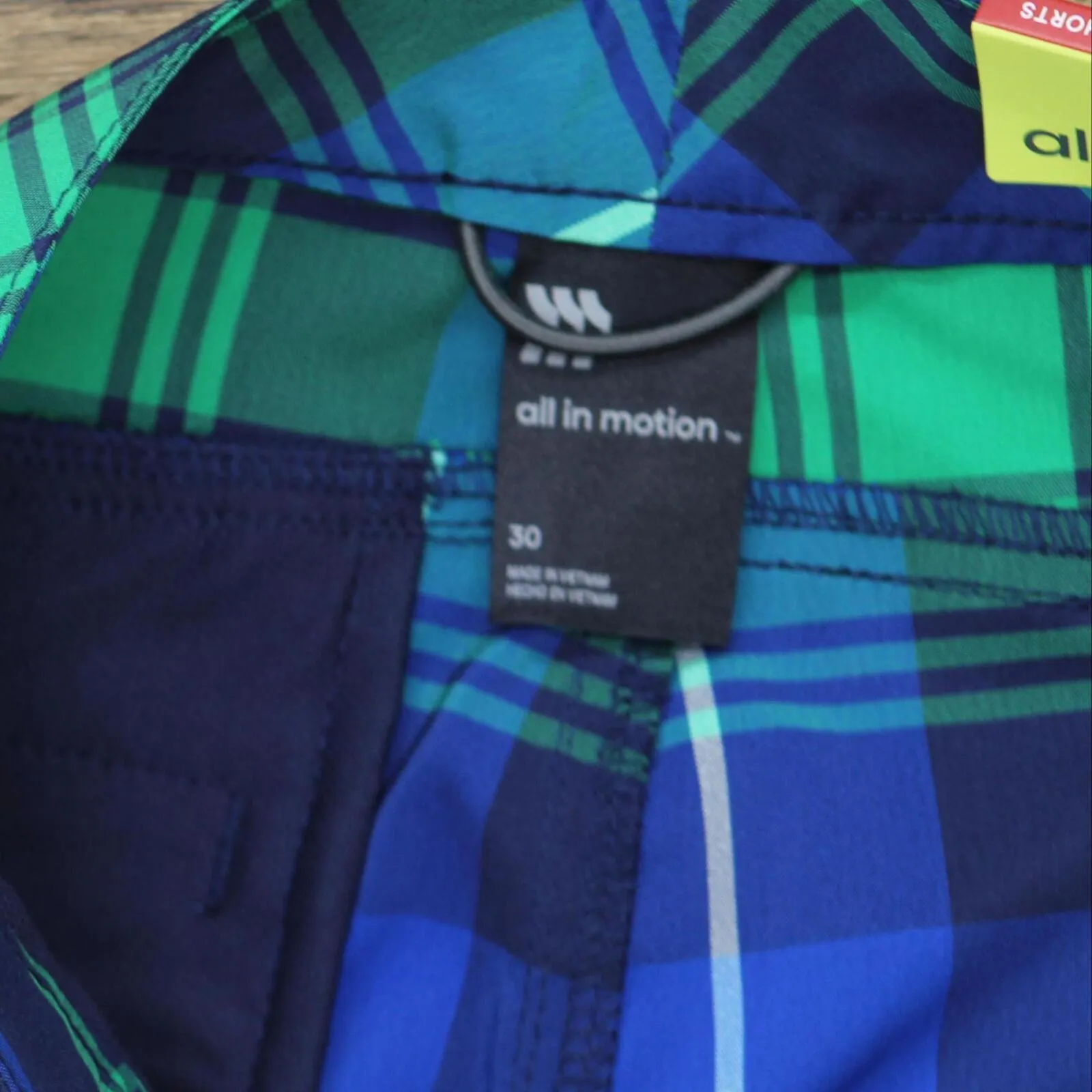 All In Motion Men's Plaid Golf Shorts 8" 87206075 Blue Green Plaid 30
