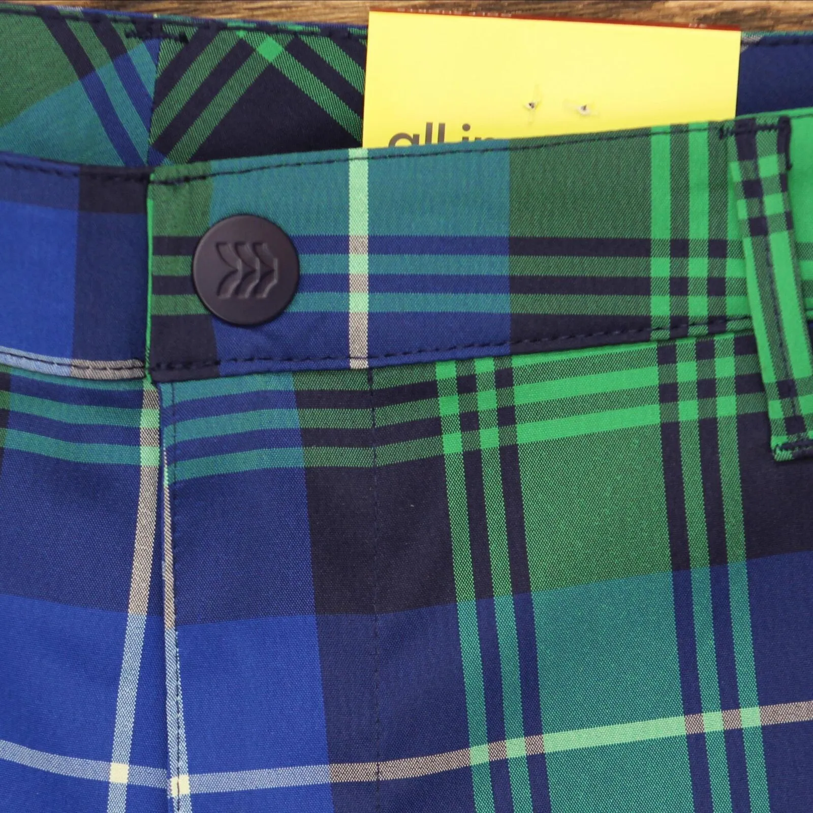 All In Motion Men's Plaid Golf Shorts 8" 87206075 Blue Green Plaid 30
