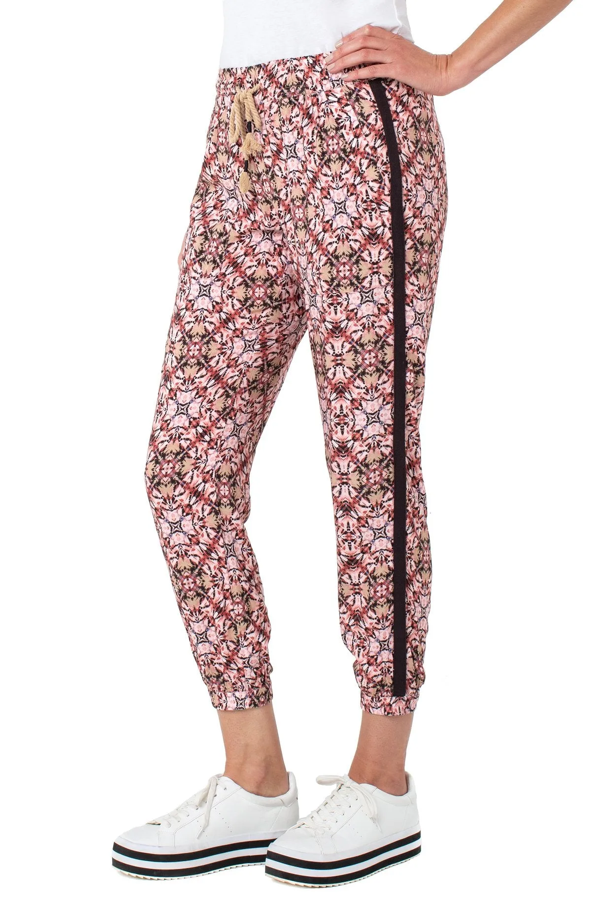 Cropped Summer Jogger