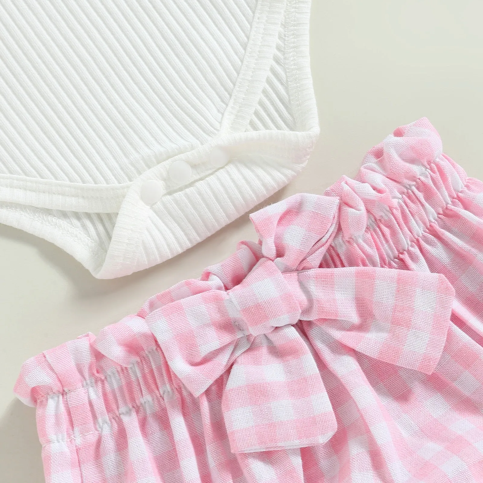 Della Outfit Set