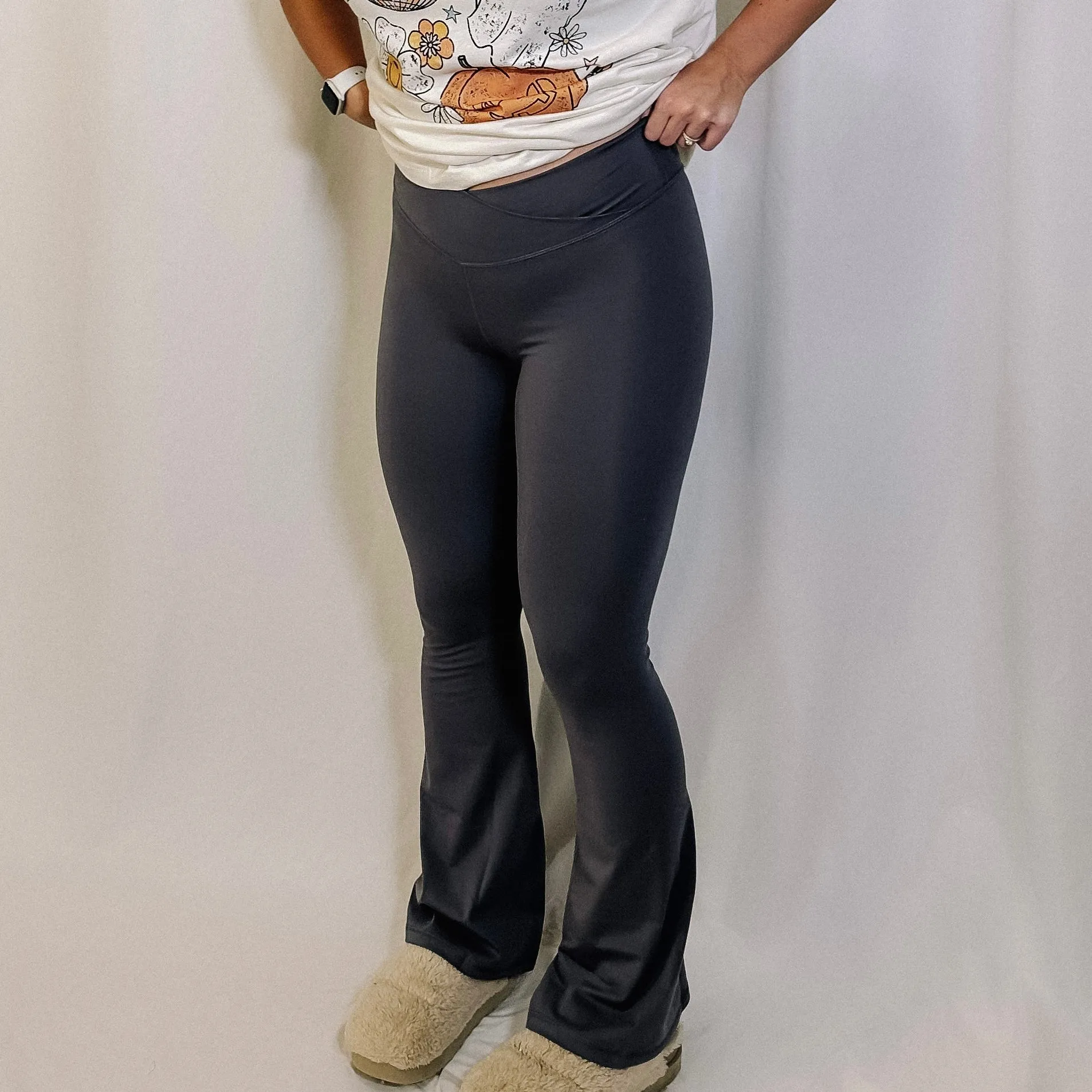 Every Day Flared Yoga Pants - Grey