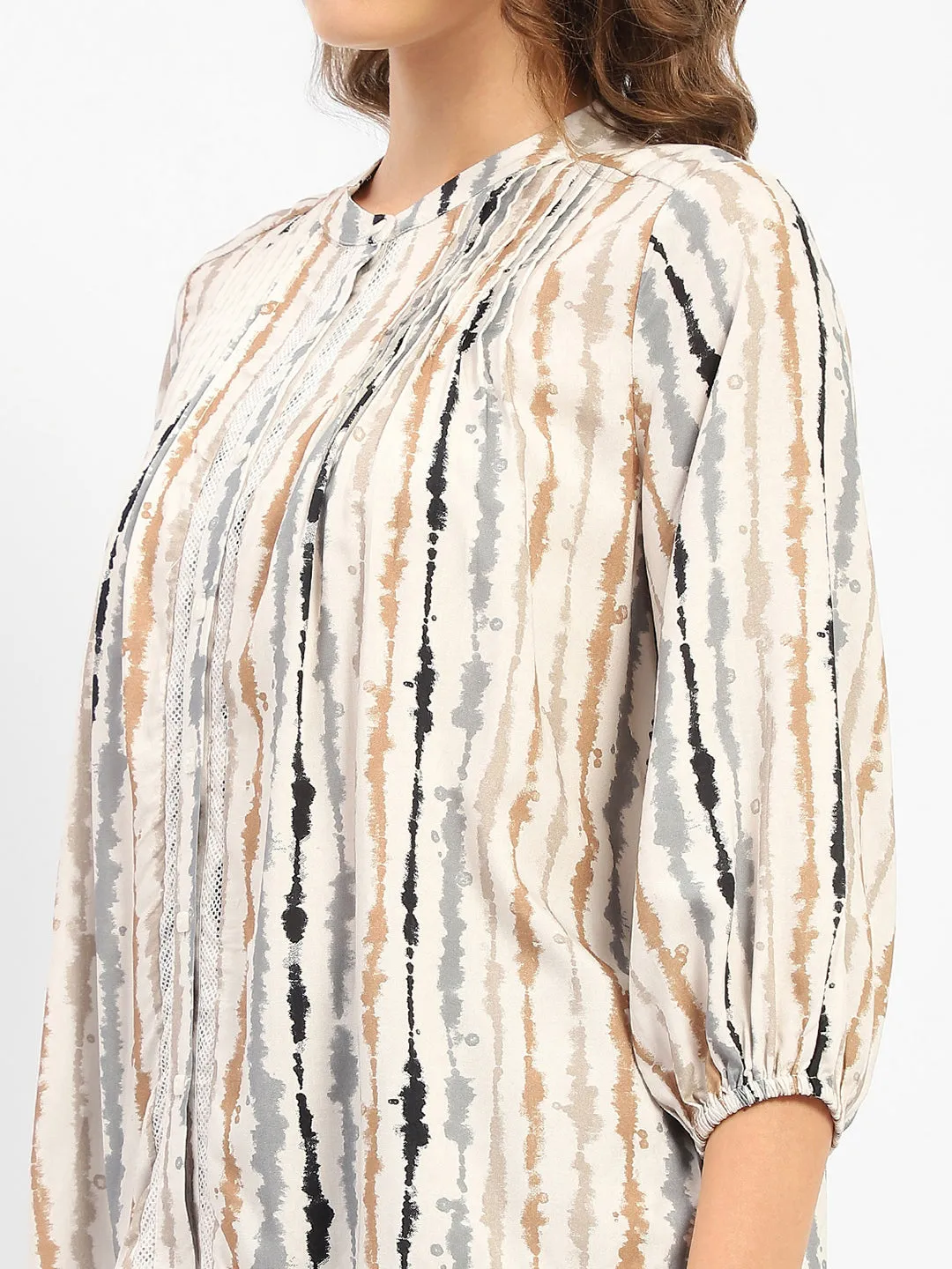Madame Abstract Print Off-White Regular Top