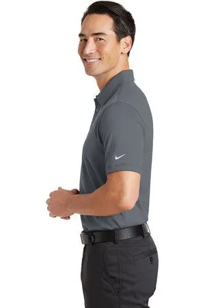 Nike Golf Dri-FIT Solid Icon Pique Polo. 746099