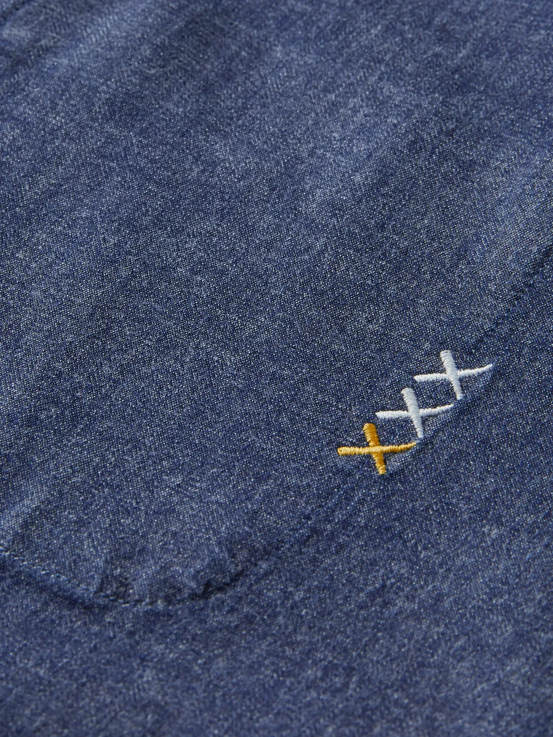 Stretch Chambray Shirt in Indigo